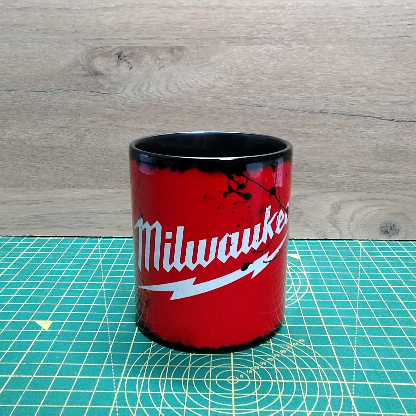 Milwaukee-Inspired Grunge Style Ceramic Mug – Black Interior – 11oz Coffee Cup Gift