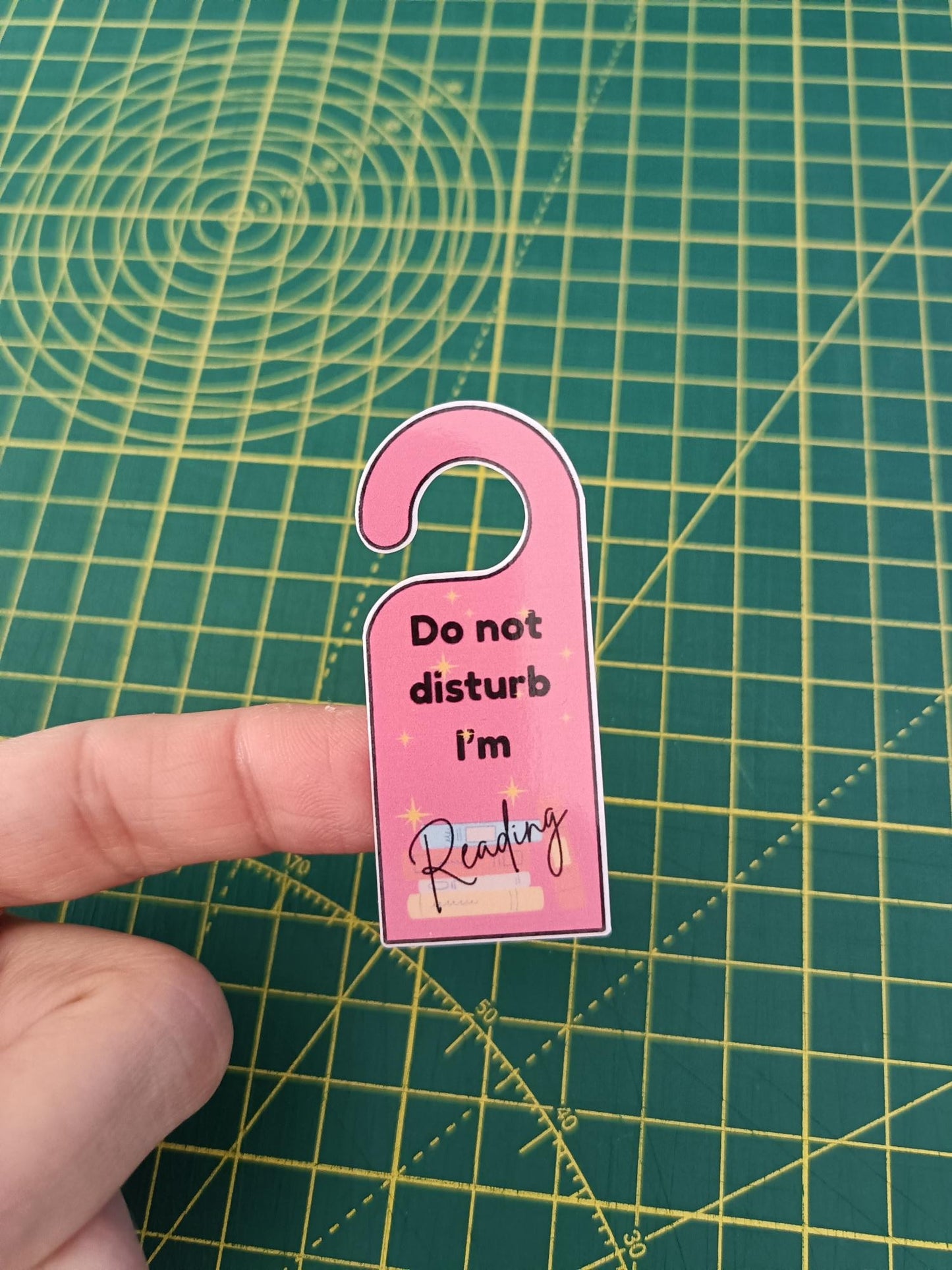 Shhh! I'm Reading - Fun Door Hanger Sticker