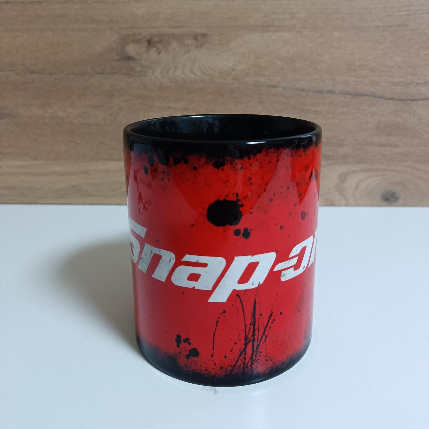 Snap-On -Inspired Grunge Style Ceramic Mug – Black Interior – 11oz Coffee Cup Gift