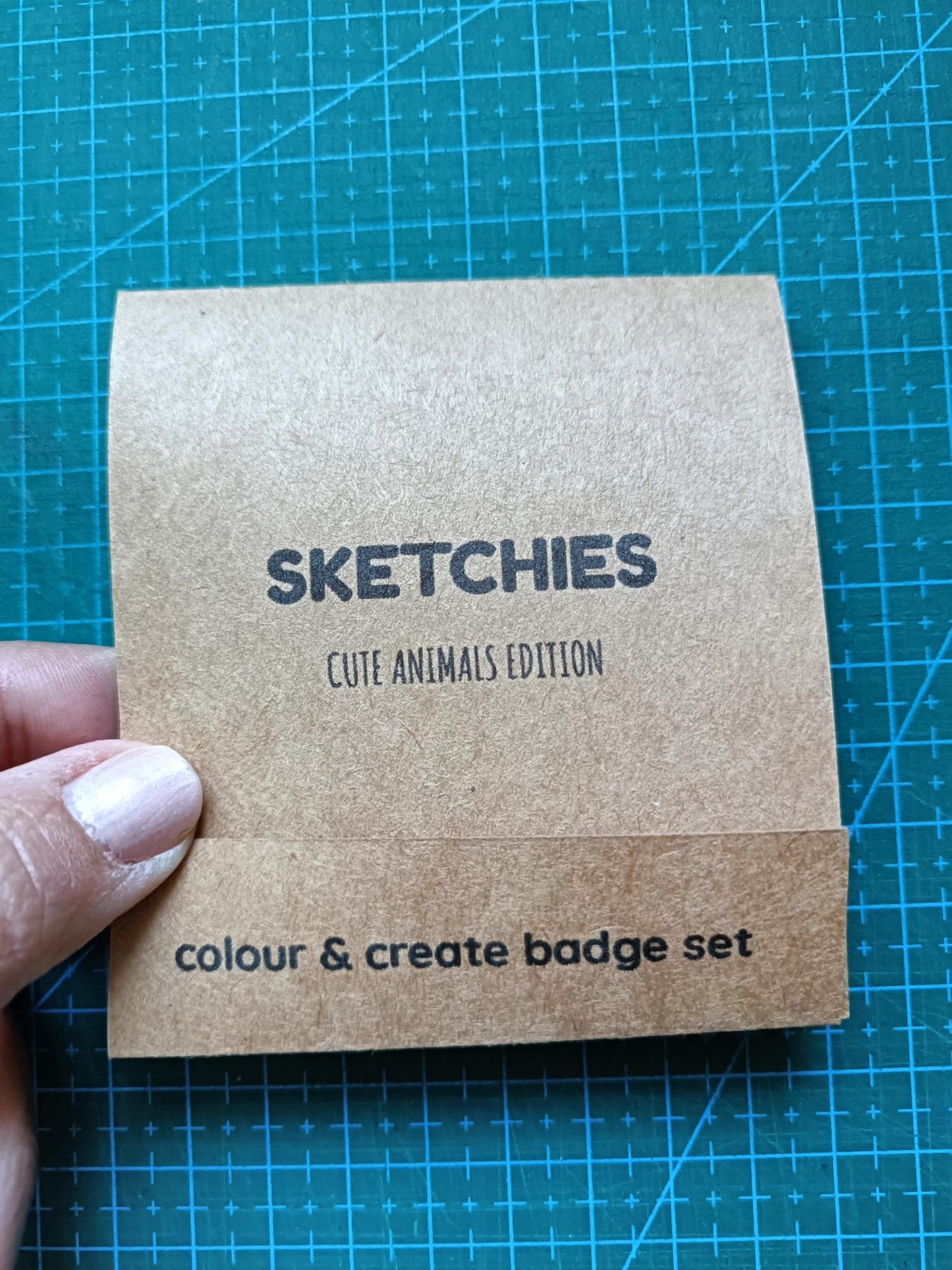 SKETCHIES: Reusable Colour & Create Badge Set - Cute Animals Edition