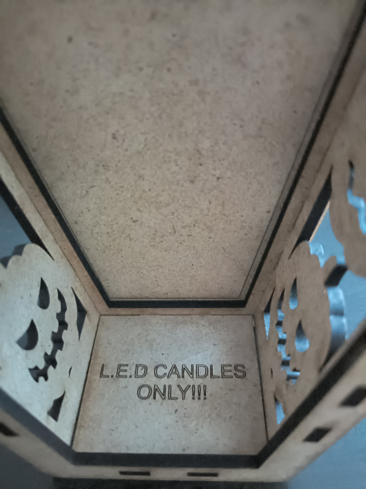 Gothic Coffin Halloween Lantern for LED Tea Light – Spooky Wooden Table Decor